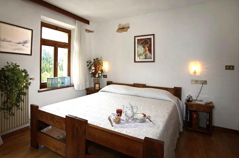 Albergo Piani Di Luzza Forni Avoltri Exterior foto